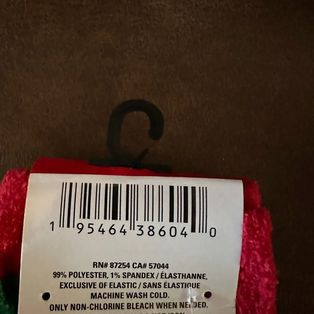 🌵3/$15 Elf shoe Christmas cozy aloe infused ankle socks (see description)